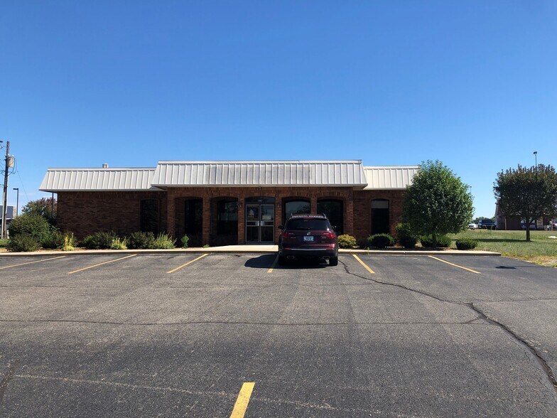 1307 N Cass St, Wabash, IN for sale - Primary Photo - Image 1 of 1