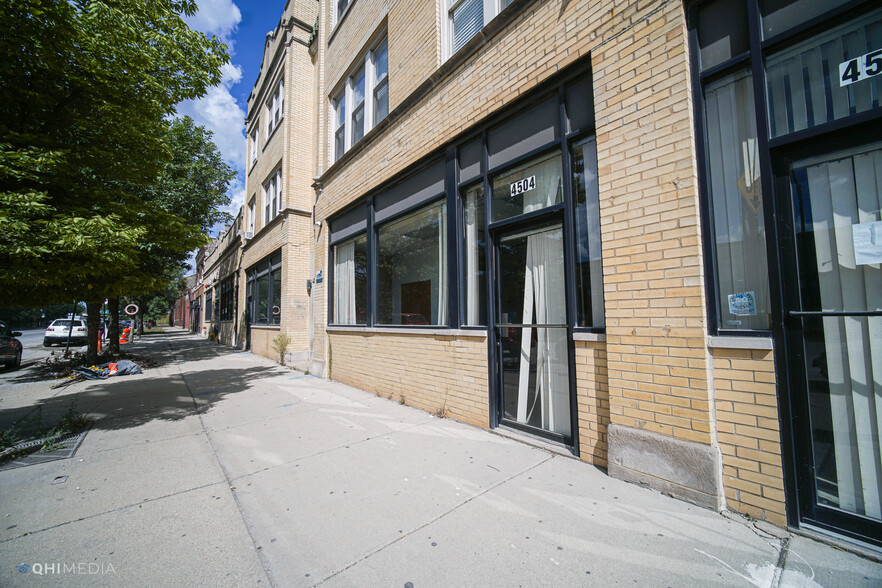 4500-4506 W Fullerton Ave, Chicago, IL for sale - Building Photo - Image 1 of 1