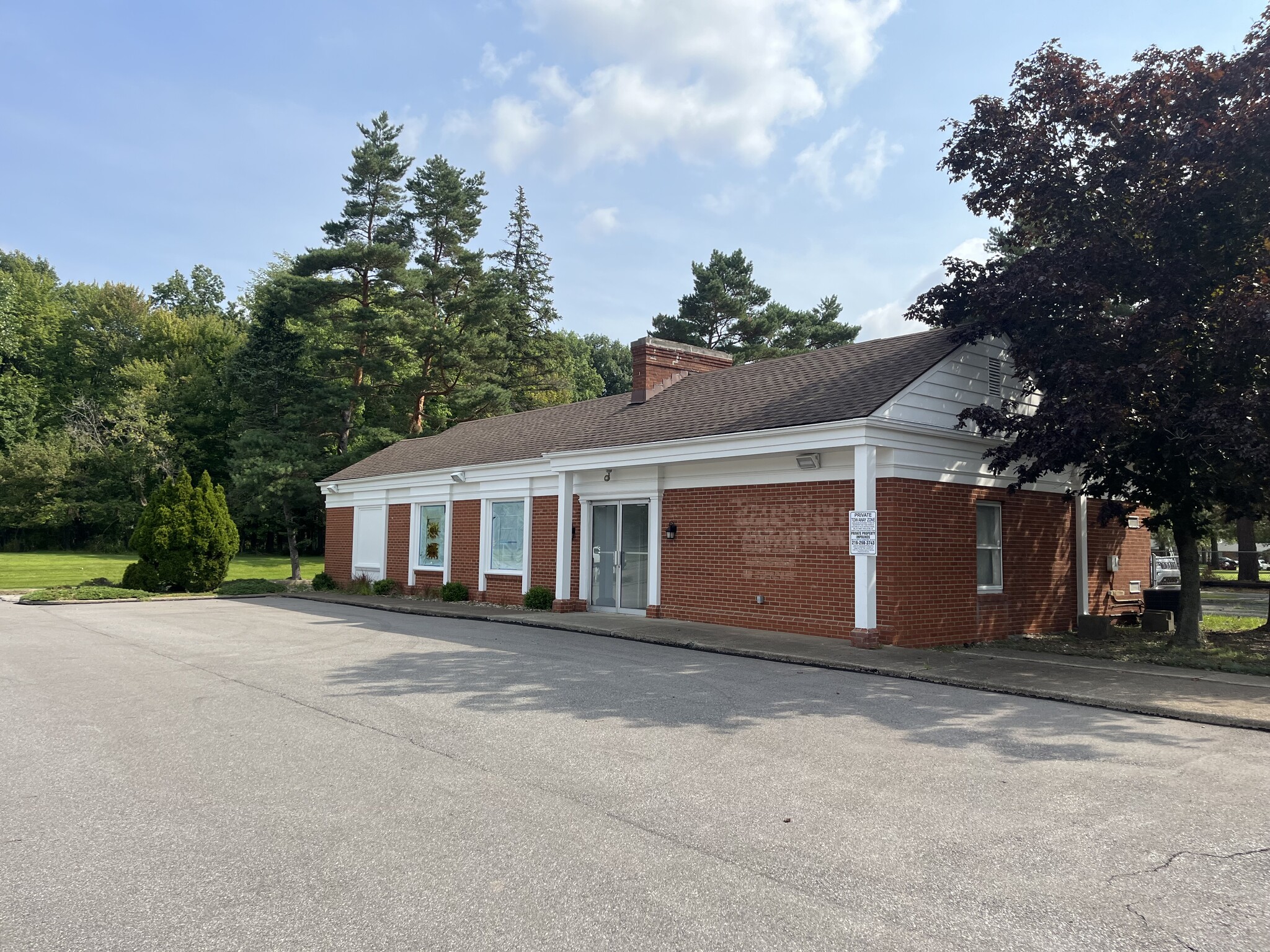 11706 Stumph Rd, Parma Heights, OH for sale Building Photo- Image 1 of 1