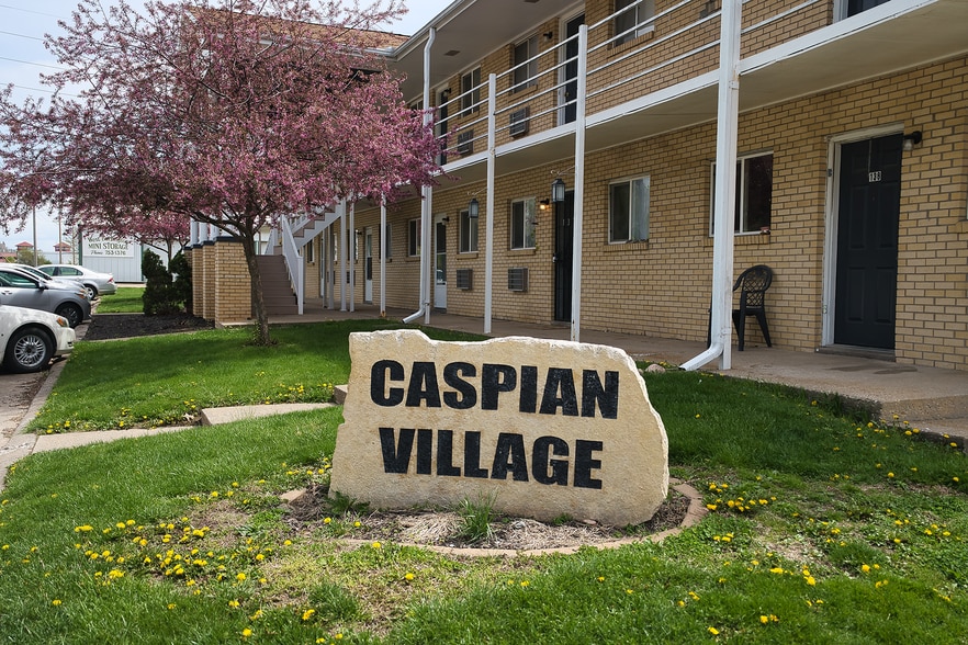 701 E Pennington St, West Burlington, IA for sale - Building Photo - Image 1 of 1