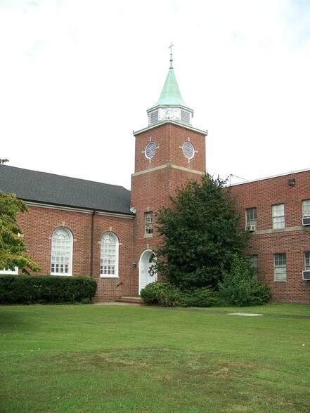 9200 Tidewater Dr, Norfolk, VA for sale - Primary Photo - Image 1 of 1