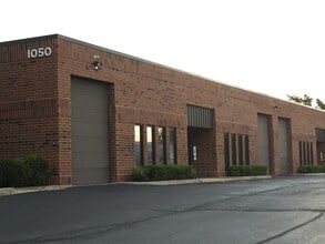 1050 Ensell Rd, Lake Zurich, IL for lease Building Photo- Image 2 of 7