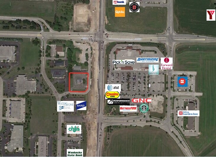 1750 Summit Ave, Oconomowoc, WI 53066