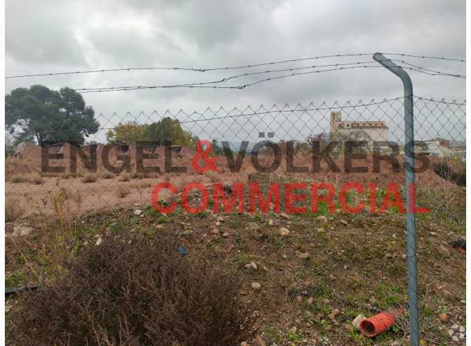 Avenida Cristóbal Colón, 232, Marchamalo, Guadalajara for sale - Primary Photo - Image 1 of 1