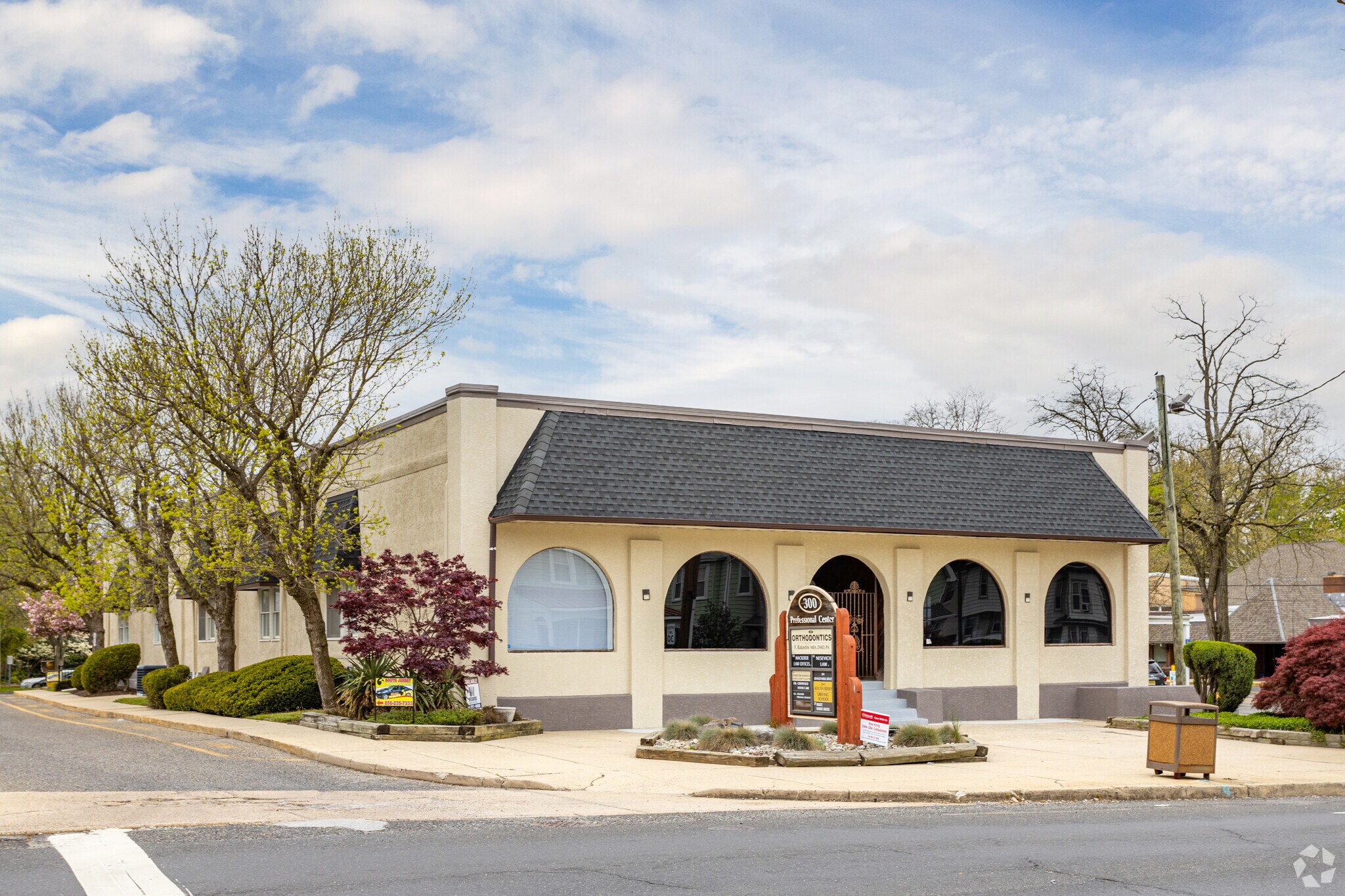 300 Chester Ave, Moorestown, NJ for sale Primary Photo- Image 1 of 1