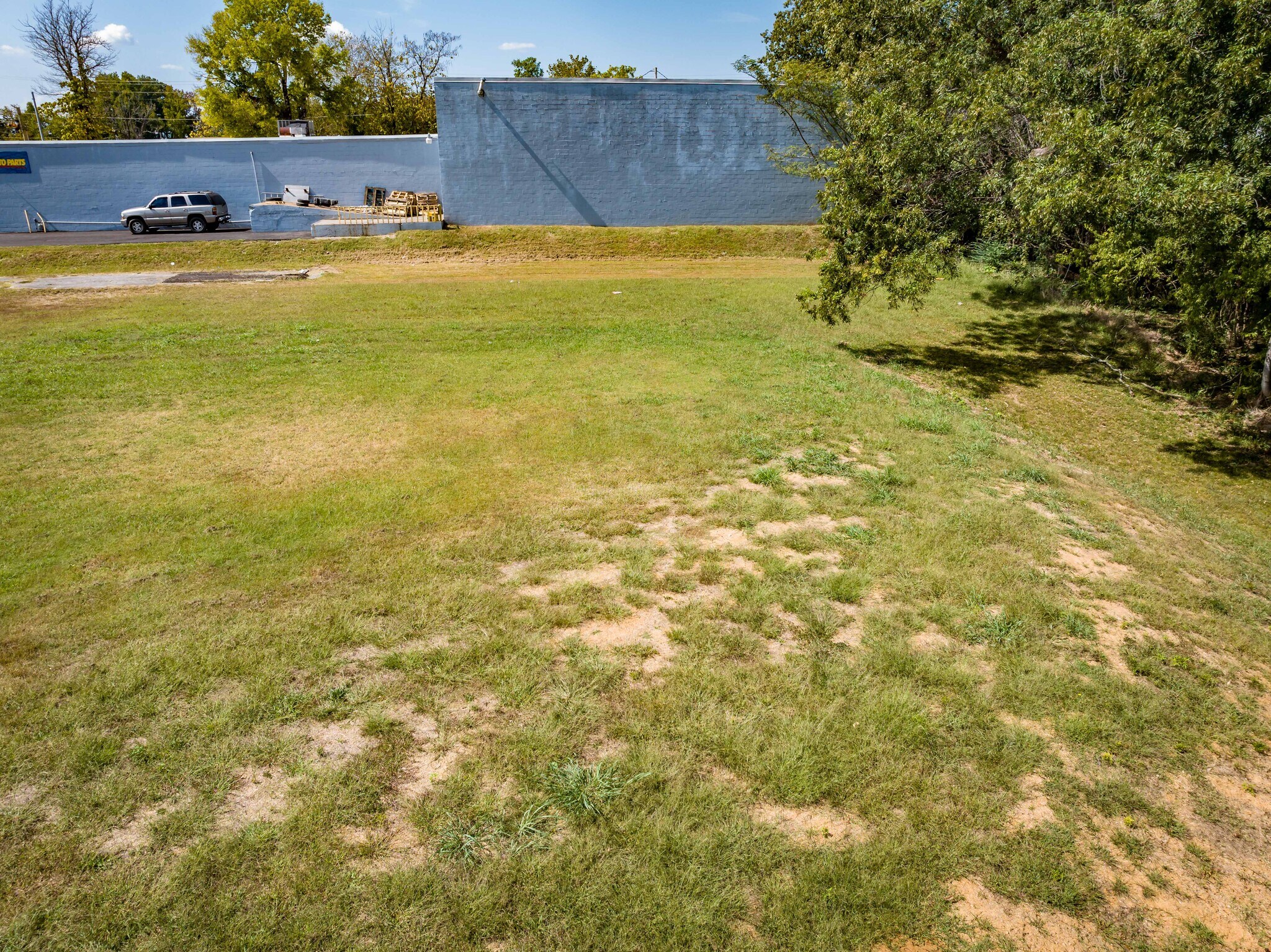 297 E Main St, Parsons, TN 38363 297 E Main Street Parsons, TN