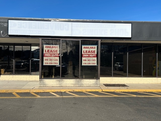 900 Wheeler Rd, Hauppauge, NY for lease Building Photo- Image 1 of 5