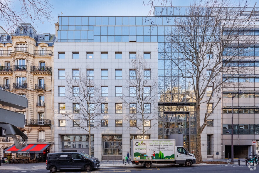 8-10 Avenue Ledru-Rollin, Paris for lease - Building Photo - Image 1 of 6