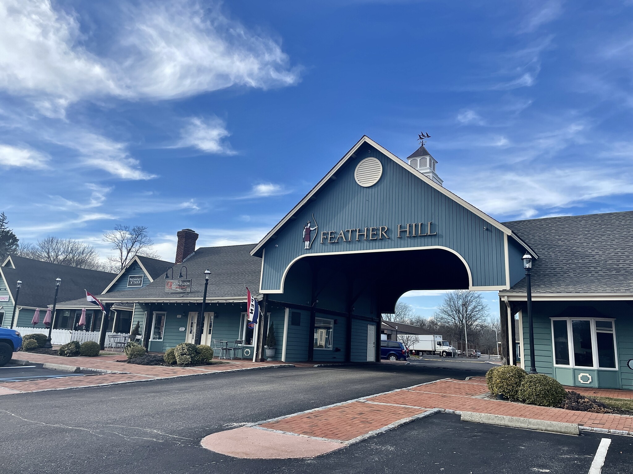 53345 Main Rd, Southold, NY for lease Primary Photo- Image 1 of 13