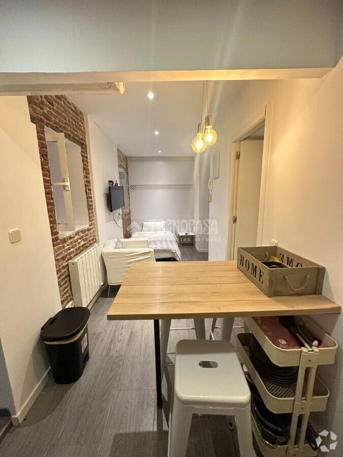 Madrid, MAD 28012 - Unit Puerta 02 -  - Interior Photo - Image 1 of 8