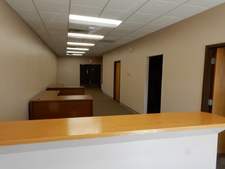 1424 Ohio Ave, Dunbar, WV for sale - Building Photo - Image 3 of 10