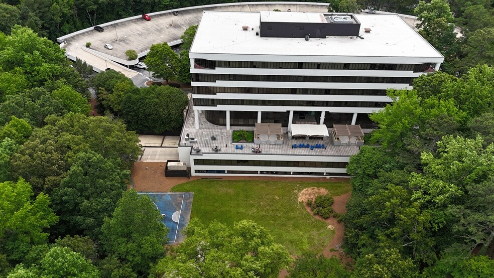 5550 Peachtree Pky, Peachtree Corners, GA for lease - Building Photo - Image 3 of 12