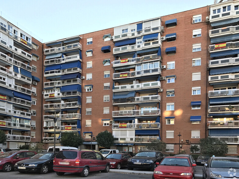 Multifamily in Alcorcón, MAD for sale - Building Photo - Image 2 of 2