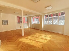 4 Cité Griset, Paris for lease Interior Photo- Image 2 of 10