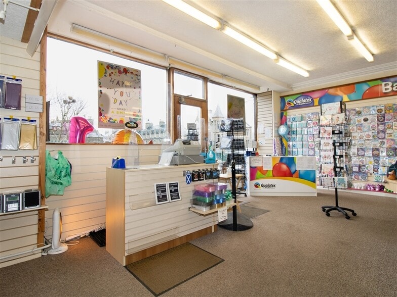 Cards 'N' Things Gift Shop, Thurso for sale - Building Photo - Image 3 of 12