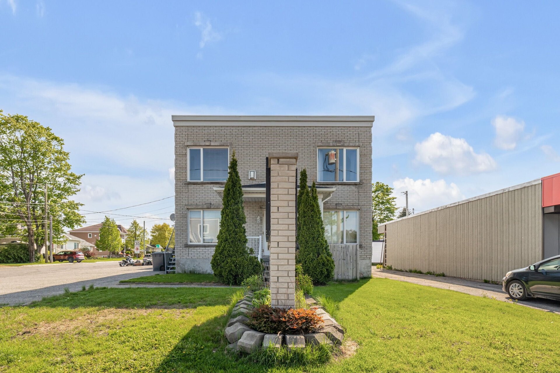 17541756 St NotreDame, L'anciennelorette, QC G2E 3C5 Multifamily