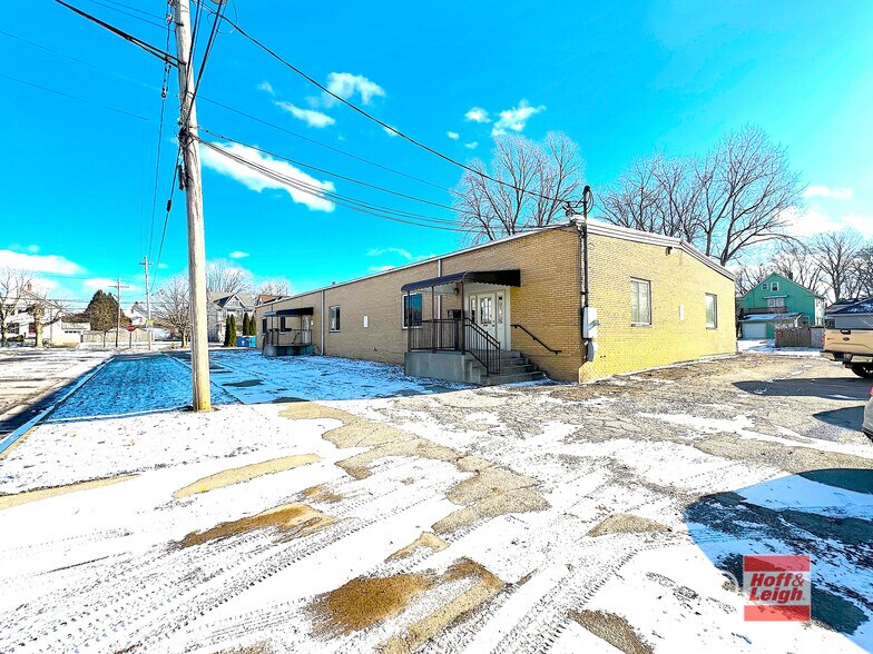 440 4th St NW, Barberton, OH for sale - Building Photo - Image 1 of 1