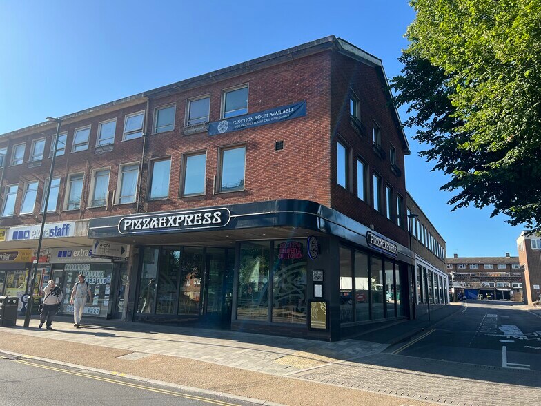 2-14 The Blvd, Crawley for lease - Building Photo - Image 1 of 2