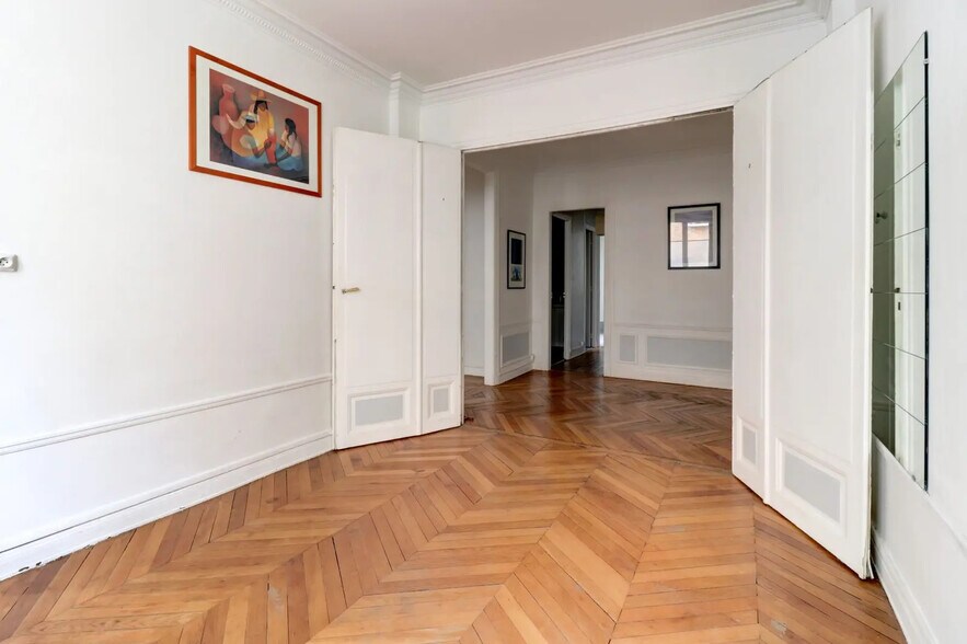 Office in Issy-les-Moulineaux for sale - Interior Photo - Image 2 of 9