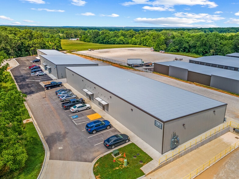 12960 Grant Place, Bentonville, AR for lease - Building Photo - Image 1 of 13