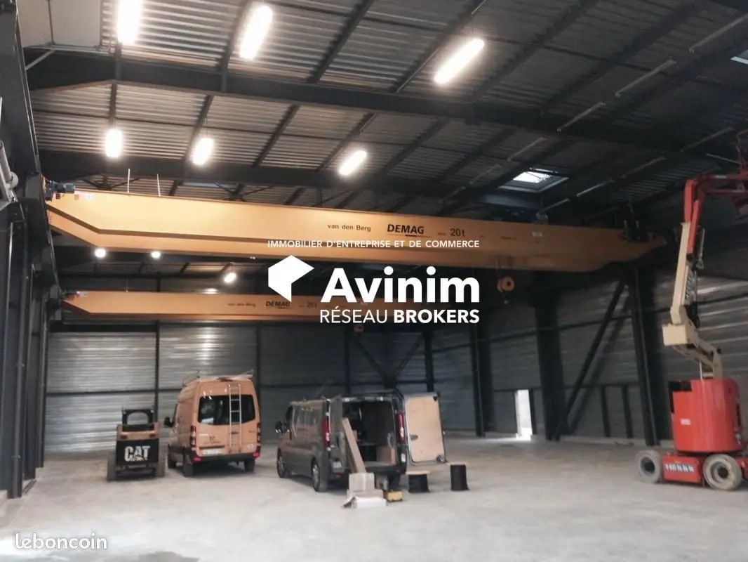 Flex in Saint-Genis-Pouilly for sale Interior Photo- Image 1 of 2