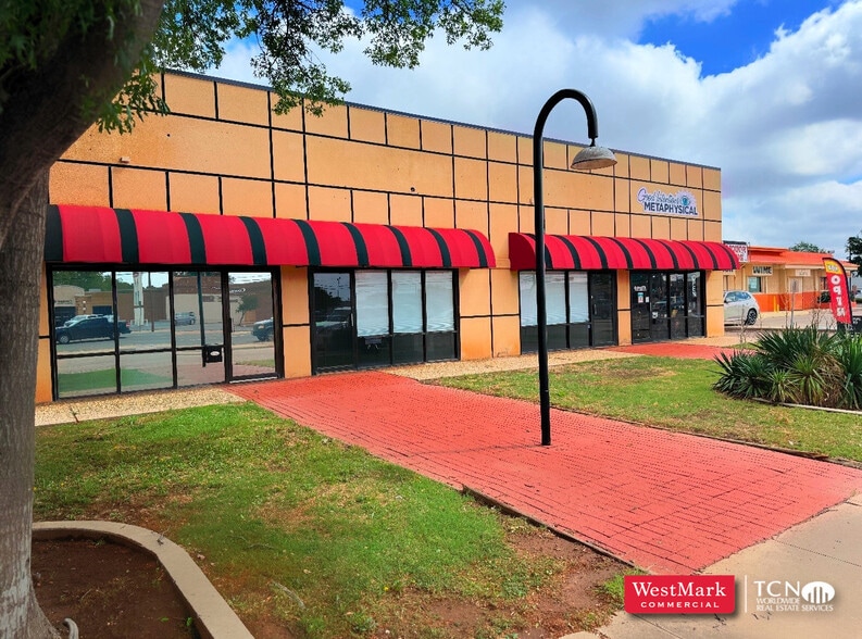 3806 50th St, Lubbock, TX for lease - Building Photo - Image 2 of 13