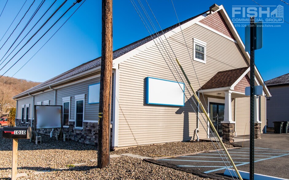 1010 N Loyalsock Ave, Montoursville, PA 17754