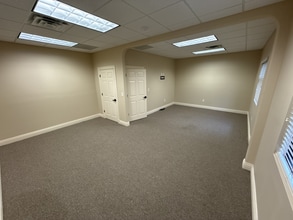 25420 Kuykendahl Rd, Tomball, TX for lease Interior Photo- Image 2 of 4