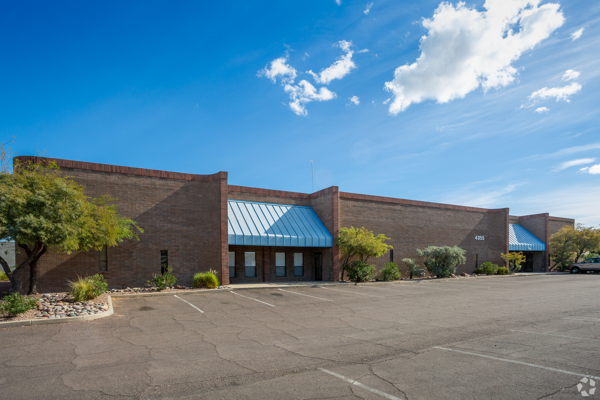 4351-4357 S Santa Rita Ave, Tucson, AZ for lease Building Photo- Image 1 of 5