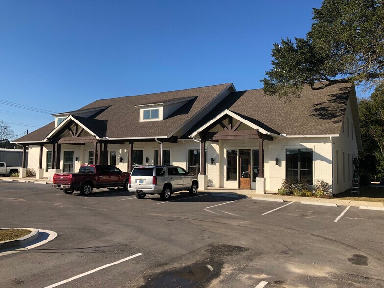 3262 Old Shell Rd, Mobile, AL for sale - Building Photo - Image 1 of 1