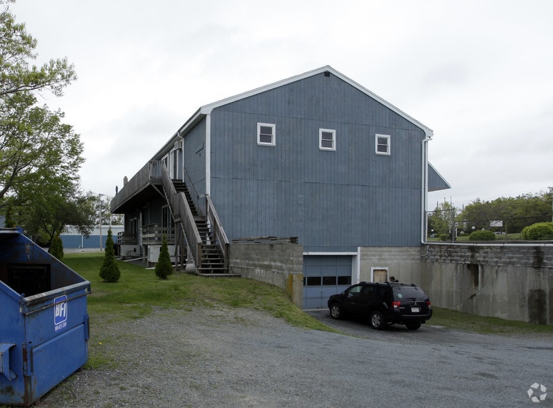 114 Pembroke St, Kingston, MA for sale - Building Photo - Image 2 of 36