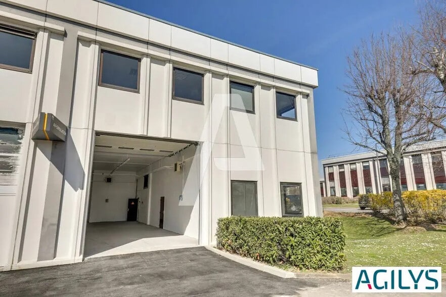 Flex in for lease - Building Photo - Image 3 of 7