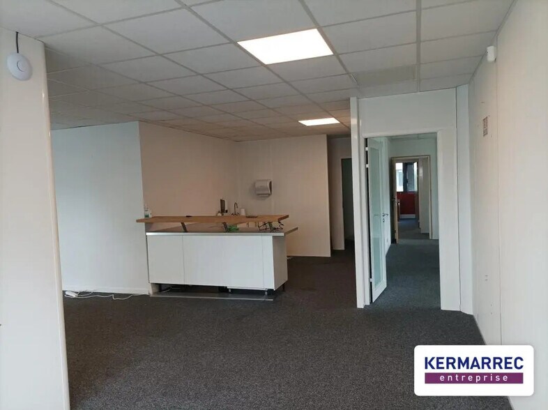 Office in Saint-Herblain for lease - Building Photo - Image 2 of 5