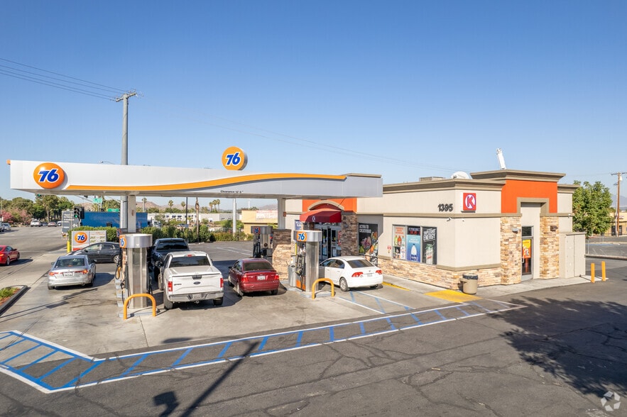 1395 W Blaine St, Riverside, CA for sale - Building Photo - Image 3 of 4