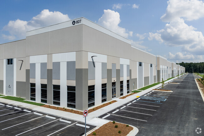 More details for 410 Tradeport Dr, Summerville, SC - Industrial for Lease