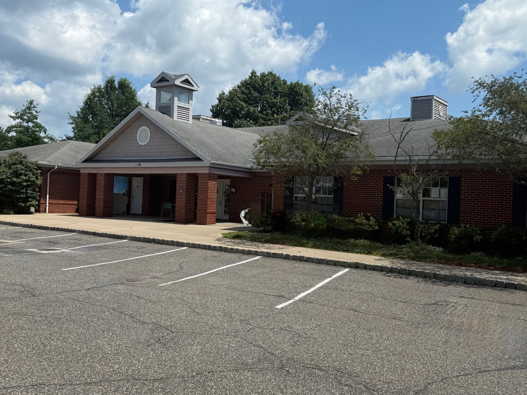 4 Royal Rd, Flemington, NJ for sale Building Photo- Image 1 of 4