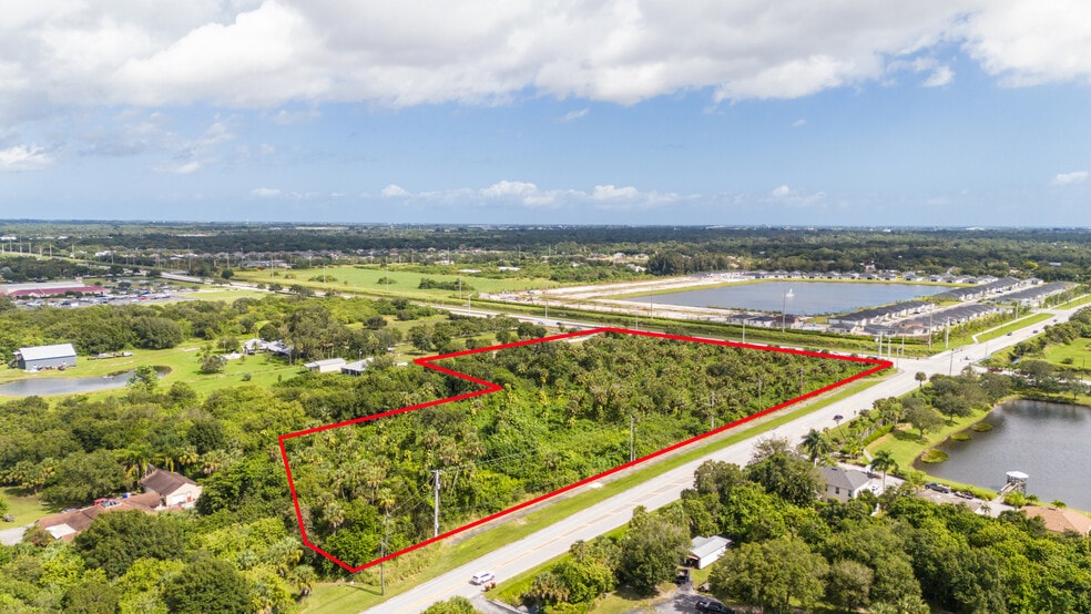 5992 8th St, Vero Beach, FL for sale - Building Photo - Image 3 of 12