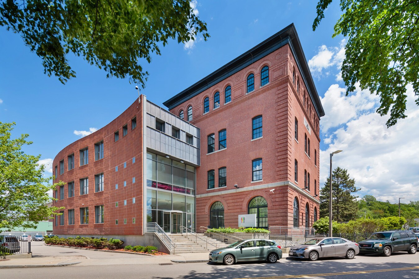 31 Heath St, Jamaica Plain, MA 02130