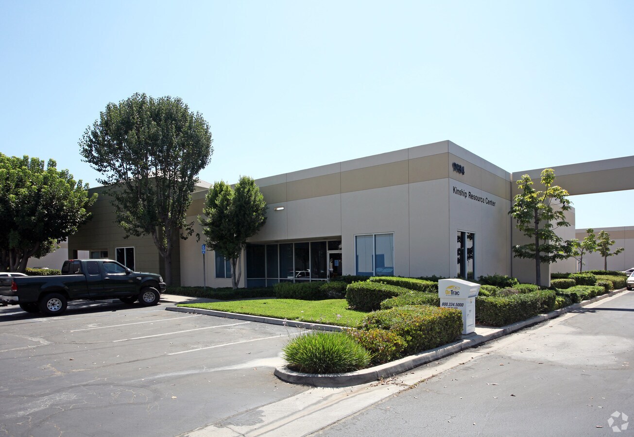 9834 Norwalk Blvd, Santa Fe Springs, CA 90670