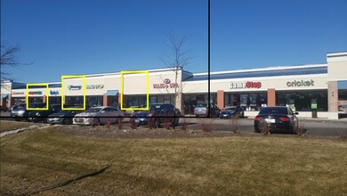 700-770 E Rollins Rd, Round Lake Beach, IL for lease Building Photo- Image 1 of 5