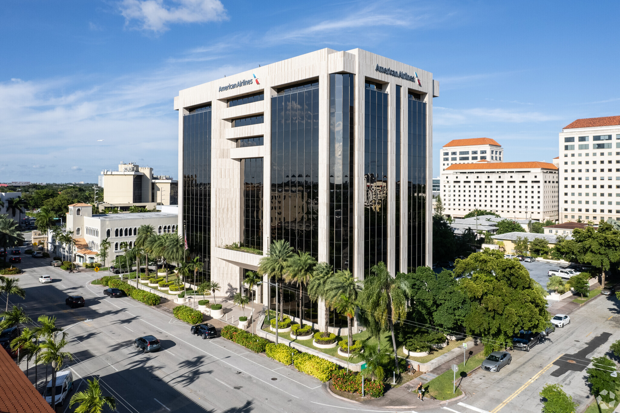 901 Ponce de Leon Blvd, Coral Gables, FL for lease Primary Photo- Image 1 of 11