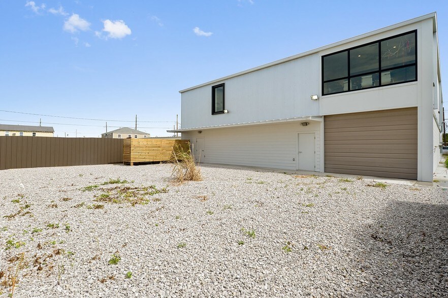 7220 Saint Claude Ave, Arabi, LA 70032 Office for Lease