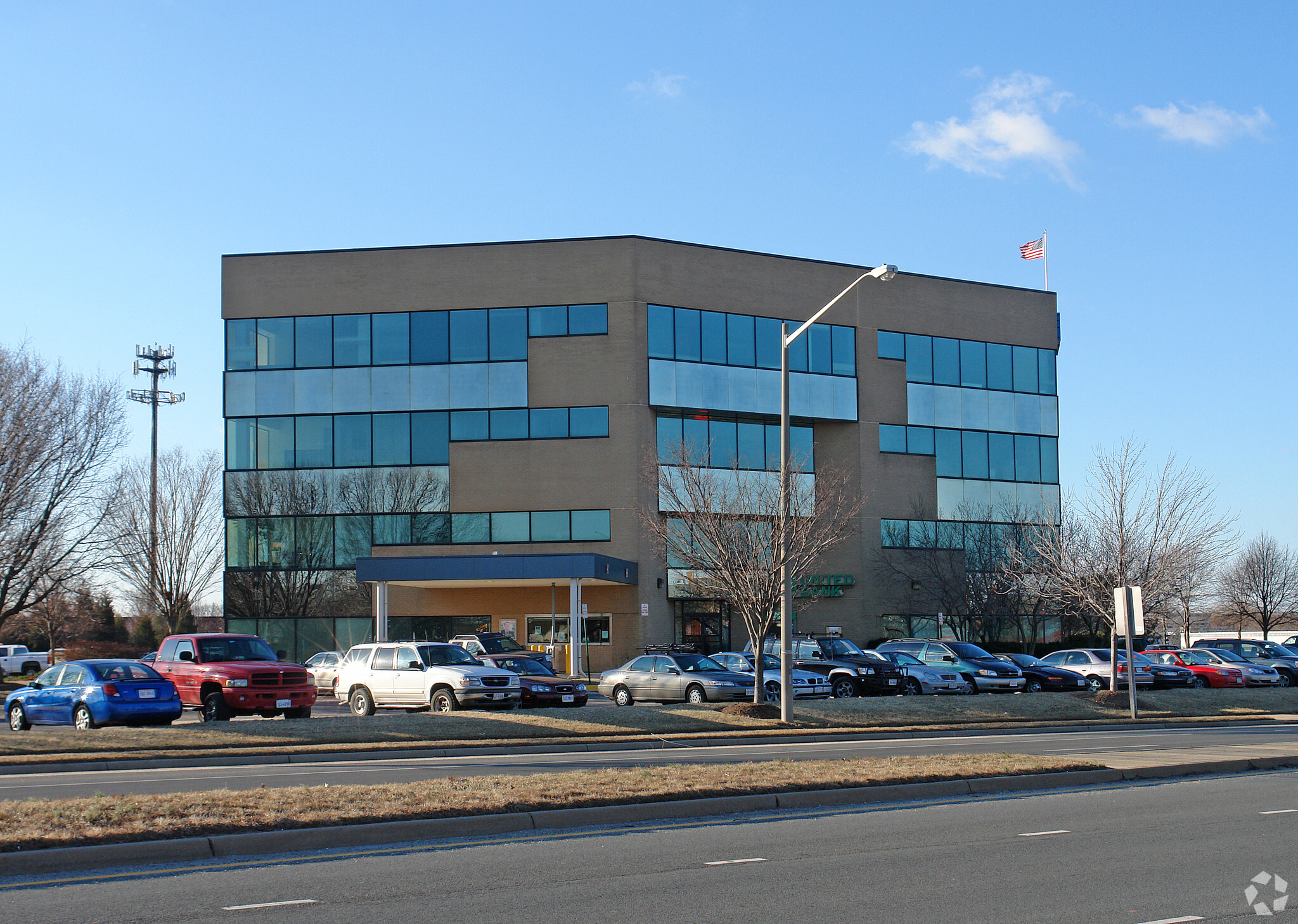 4501 Daly Dr, Chantilly, VA for lease Building Photo- Image 1 of 11