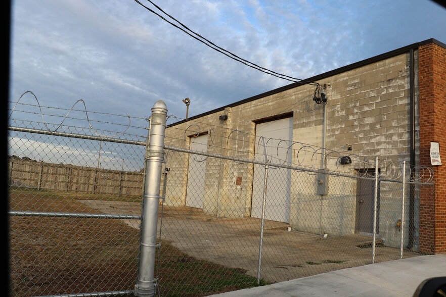 3337 US Highway 301 N, Wilson, NC for lease - Building Photo - Image 2 of 5