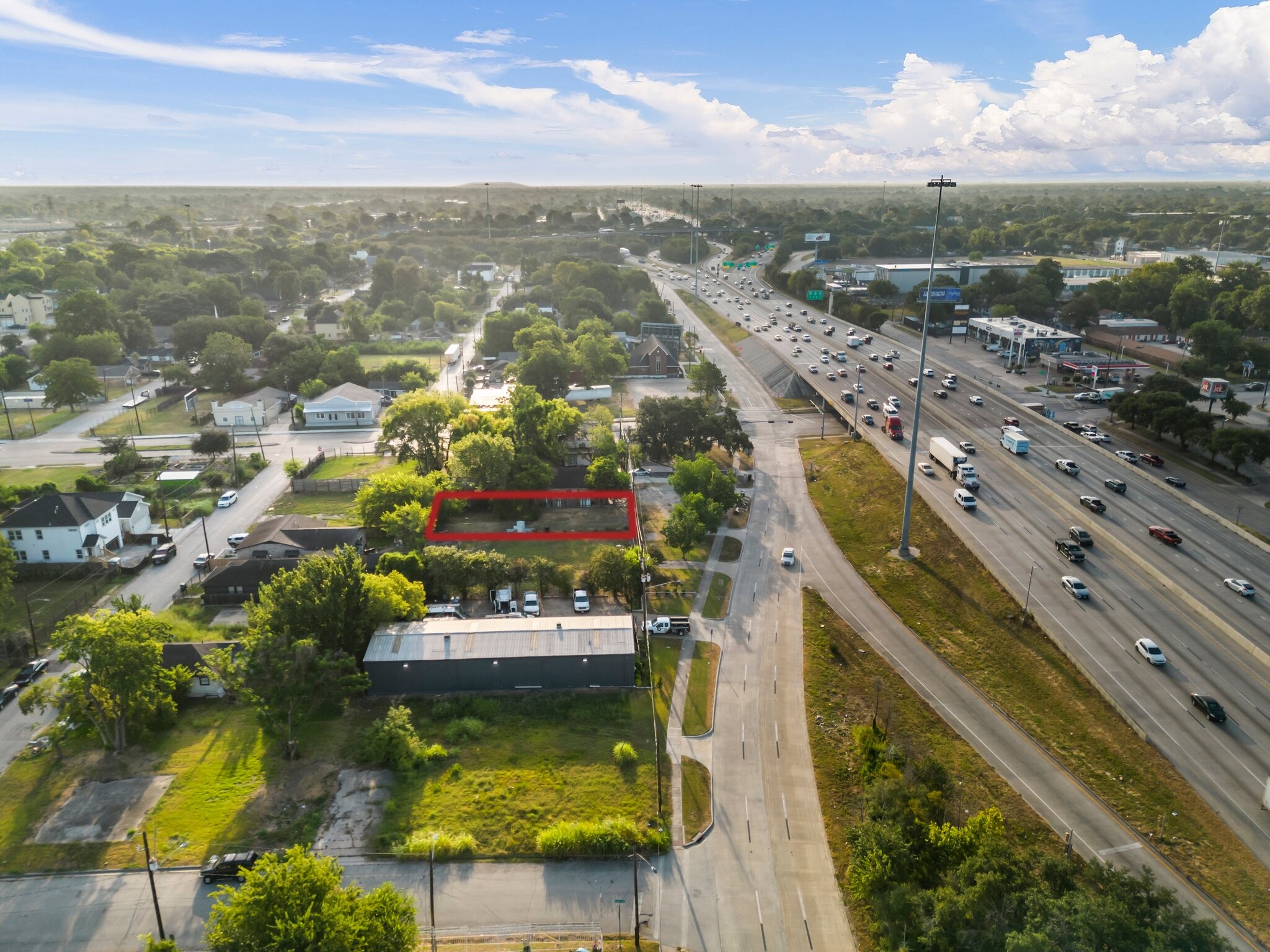 1213 N Loop W, Houston, TX for sale Building Photo- Image 1 of 1