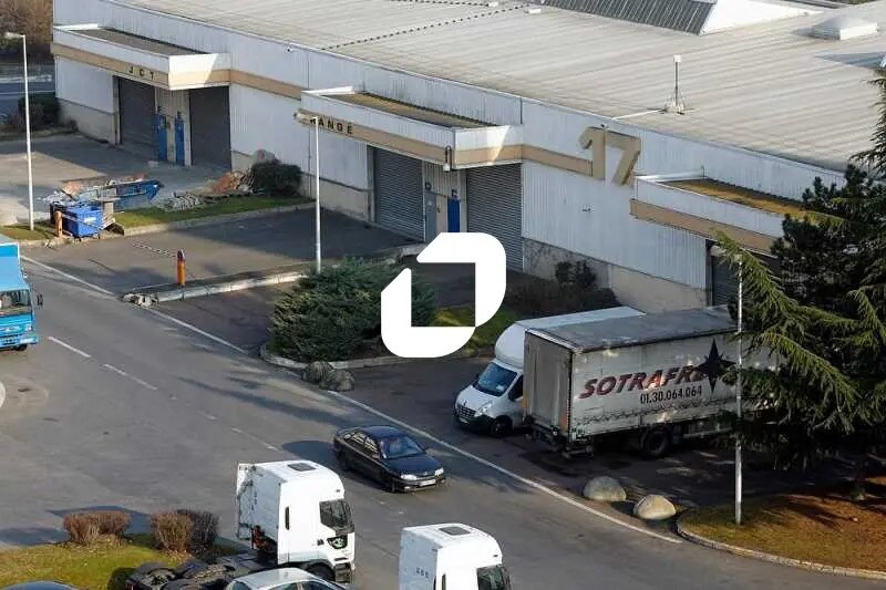 Flex in Aulnay-sous-Bois for lease - Building Photo - Image 1 of 2