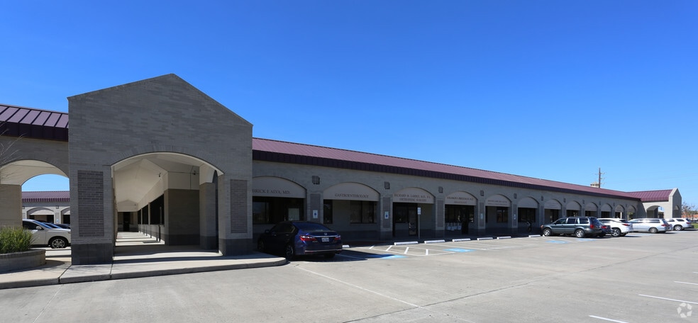 11700-11900 FM 1960 Rd W, Houston, TX for sale - Building Photo - Image 2 of 23
