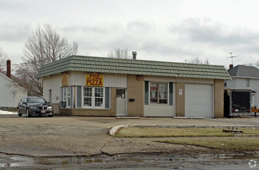 1903 Oberlin Ave, Lorain, OH for sale - Primary Photo - Image 1 of 1