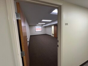 1818 Industrial Rd, Las Vegas, NV for lease Interior Photo- Image 1 of 2