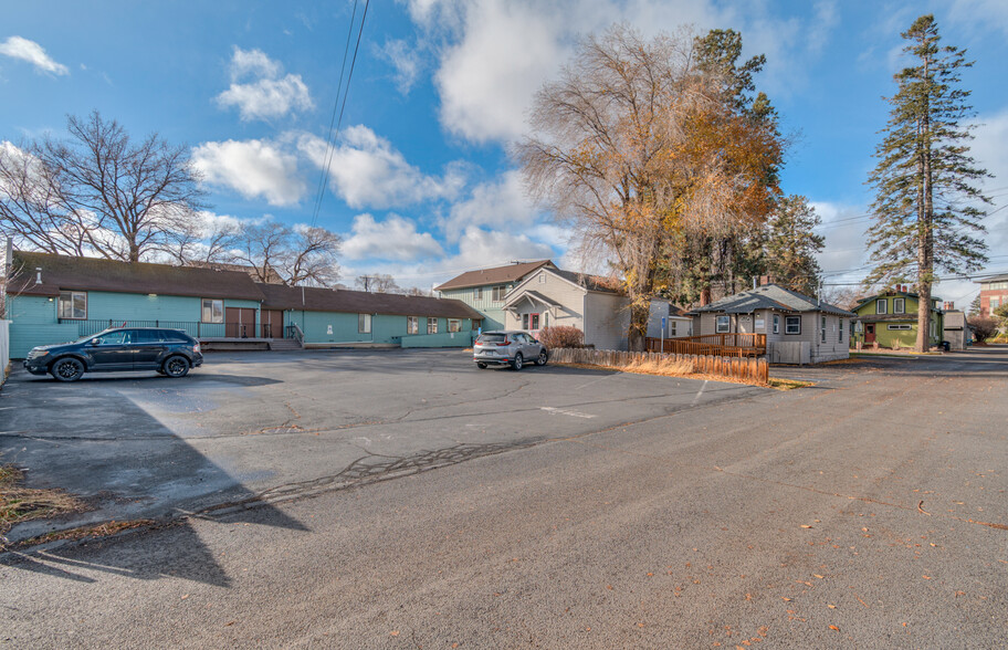 612 NW Hill St, Bend, OR for lease - Building Photo - Image 3 of 10